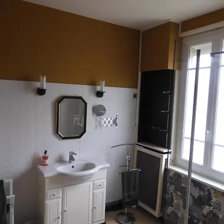 Holiday home La Goelette Et Son Jardin Clos Sans Parking Prive Etretat